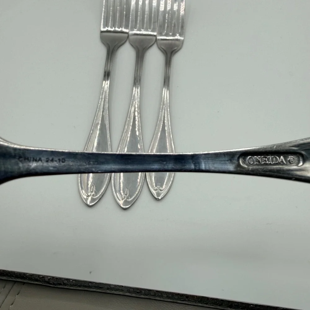 Oneida Southern Garden Stainless Flatware 15 Piece Set Knives Forks‎ Teaspoons